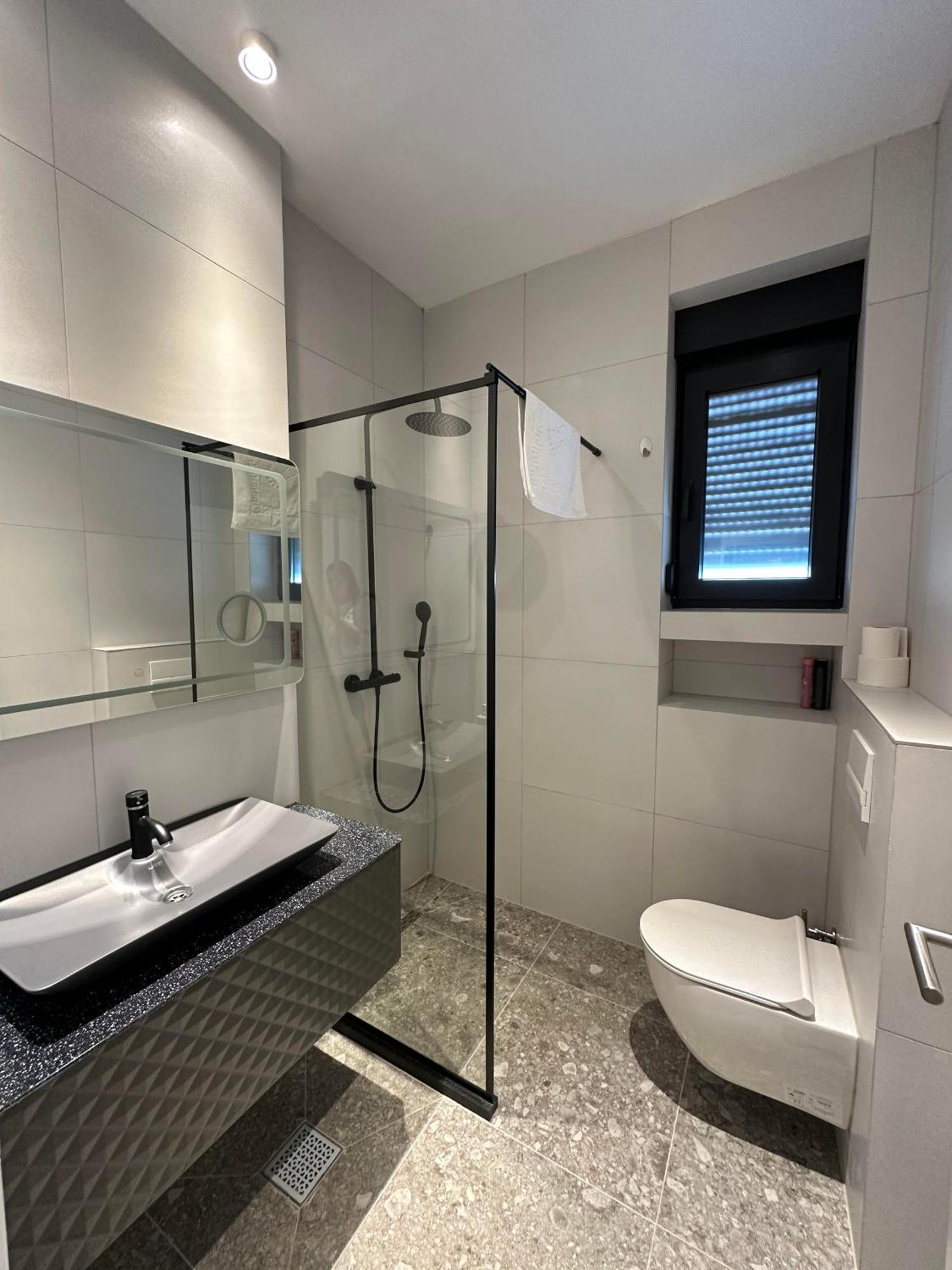 Pristina Select Apartments Kültér fotó